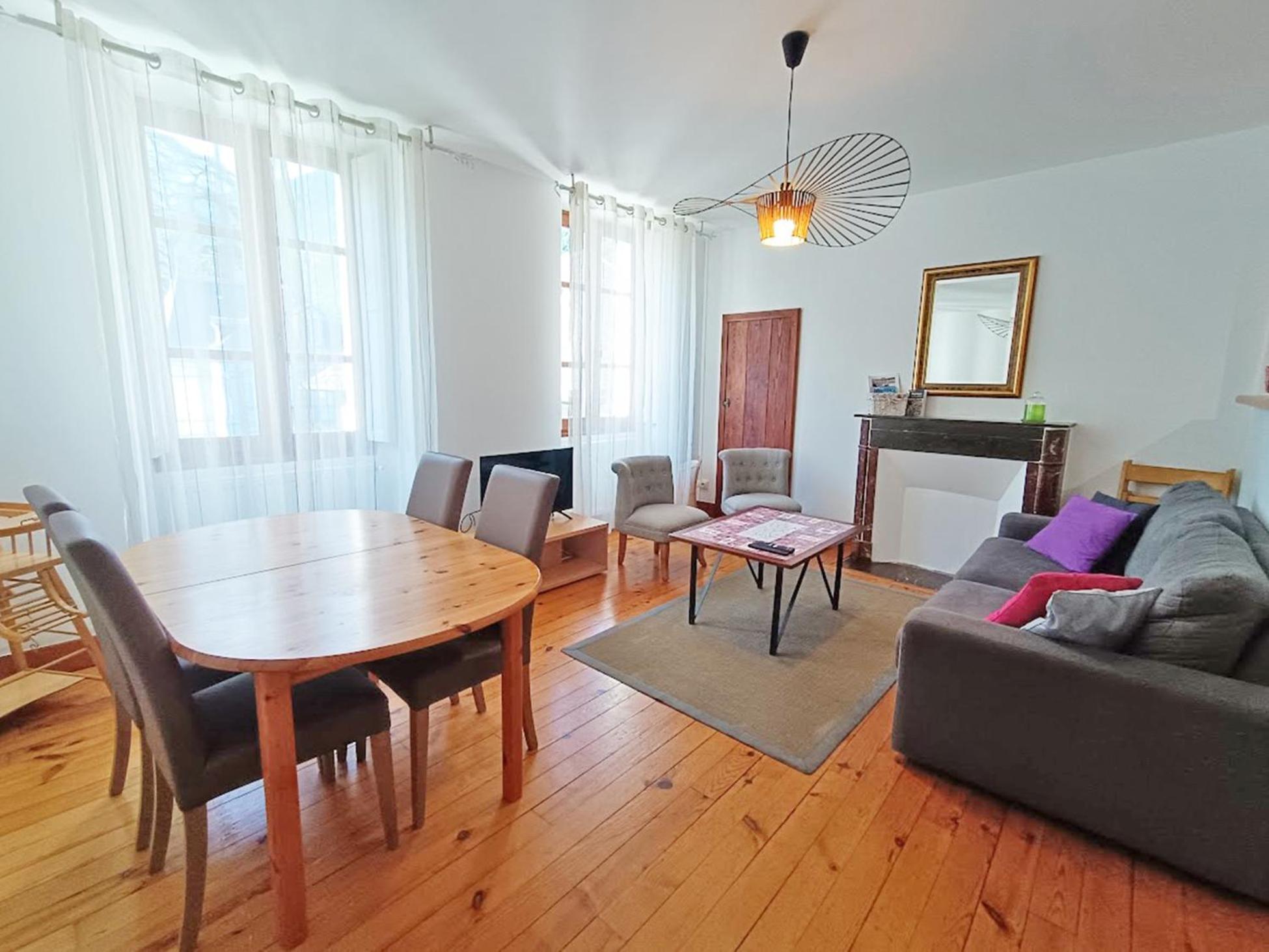 Le Petit Cerf, T3, Wifi, Cave Apartment Bagnères-de-Luchon Exterior foto