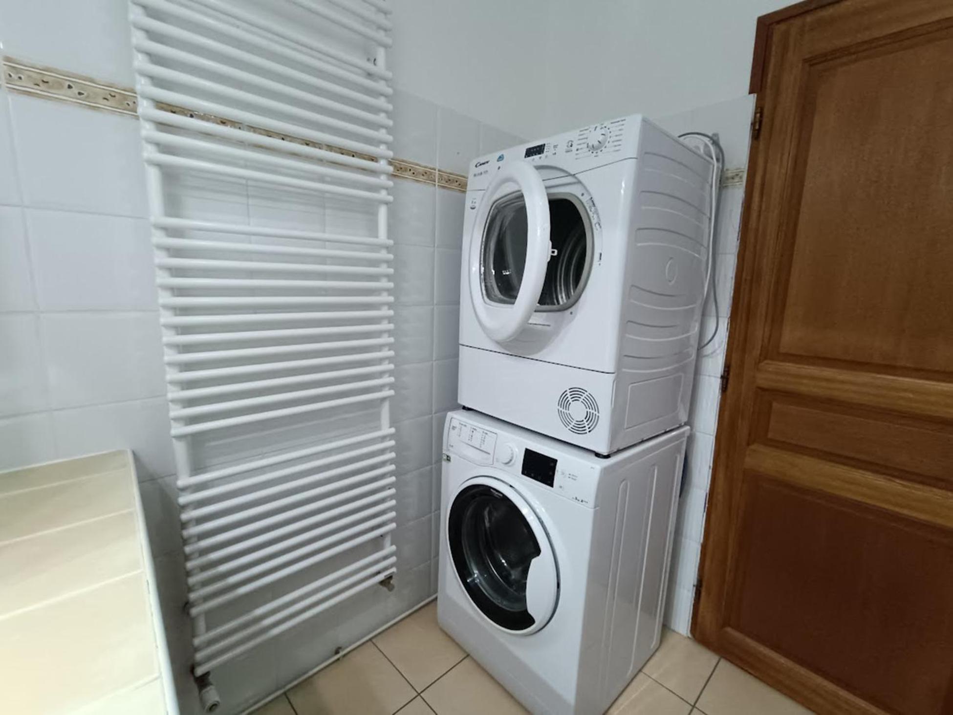 Le Petit Cerf, T3, Wifi, Cave Apartment Bagnères-de-Luchon Exterior foto